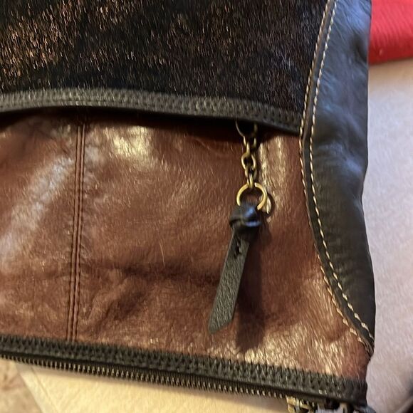 The Sak Shoulder Bag - Picture 10 of 11